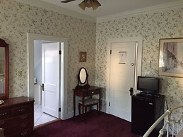 The Victoria Inn Bed & Breakfast