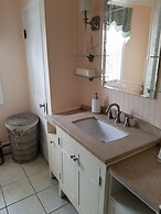 The Victoria Inn Bed & Breakfast