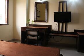 Hotel Maiden Residency