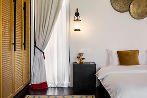 The Pavilions Himalayas The Farm