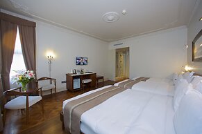 Taxim Lounge Hotel - Special Class