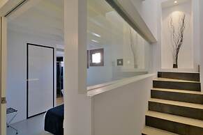 Lonja Suites Apartments