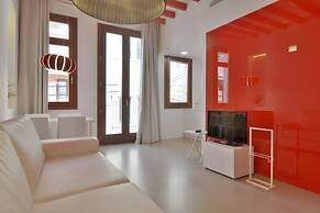 Lonja Suites Apartments