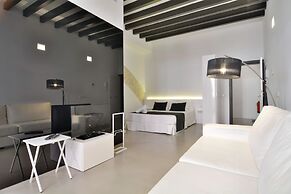 Lonja Suites Apartments