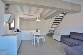 Lonja Suites Apartments