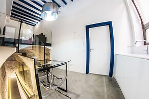 Lonja Suites Apartments