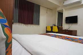 Hotel Executive Residency