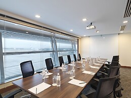 Sama-Sama Express KLIA Terminal 1 - Airside Transit Hotel