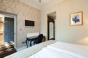 City Retreat Edinburgh