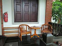 Jasmine Villa Tropical Garden