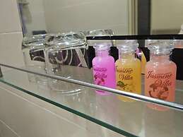 Jasmine Villa Tropical Garden