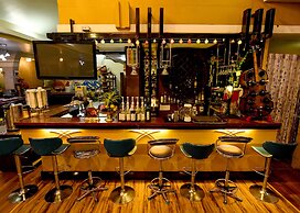 Hotel Queen Mandalay