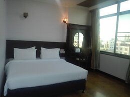 Hotel Queen Mandalay