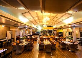 Hotel Queen Mandalay