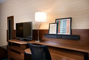 Fairfield Inn & Suites Rochester Mayo Clinic Area/St. Marys