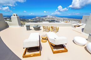 Luna Santorini Suites
