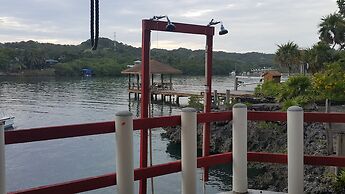 Seagrape Plantation Resort