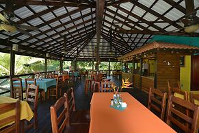 Seagrape Plantation Resort