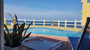 Seagrape Plantation Resort