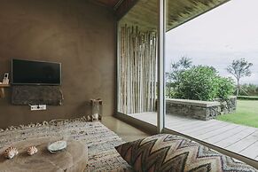 Santa Barbara Eco Beach Resort