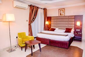 GolfView Suites & Conference Center