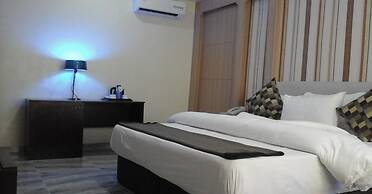 GolfView Suites & Conference Center