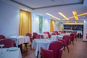 GolfView Suites & Conference Center