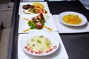 GolfView Suites & Conference Center