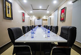 GolfView Suites & Conference Center