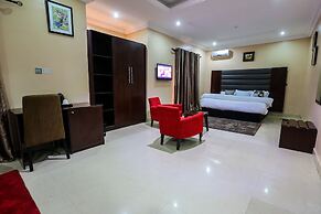 GolfView Suites & Conference Center