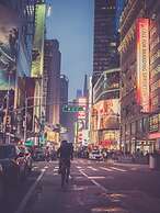 Executive Hotel Le Soleil New York