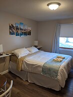 Lake Shore Farm Inn