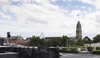 RNR Serviced Apartments North Melbourne