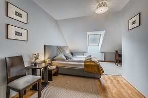 Hotel Smile