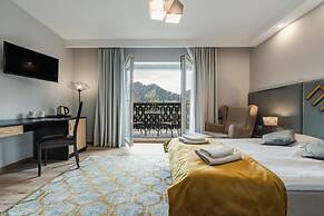 Hotel Smile