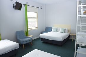 Grand Hotel Rockdale