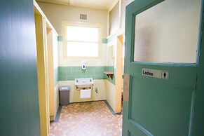 Grand Hotel Rockdale