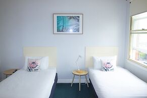 Grand Hotel Rockdale