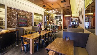 Grand Hotel Rockdale