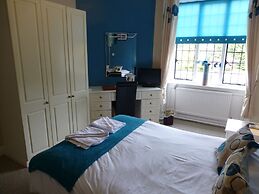 Maes Manor Hotel