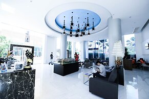 Atlantis Condo Resort by Natnarin