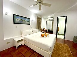 Lalaguna Villas Luxury Dive Resort & Spa