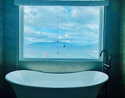 Lalaguna Villas Luxury Dive Resort & Spa