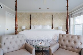 The Geneva Inn