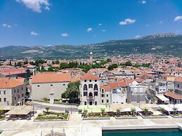 Luxury Apartment Perko