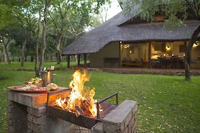 Lokuthula Lodges