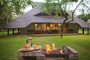 Lokuthula Lodges