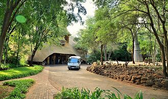 Lokuthula Lodges