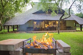 Lokuthula Lodges