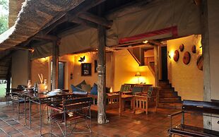 Lokuthula Lodges